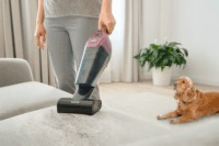 Sencor SVC 0604RD Porzsák nélküli álló porszívó - Piros