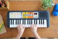 Yamaha PSS-F30 Gyermek szintetizátor - Fekete