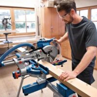 Bosch GCM 305-254 D Professional Gérvágófűrész