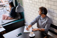 JBL Live 660NC Wireless Fejhallgató - Fekete