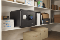 Master Lock FPW082FTCML Tűz és Vízálló biztonsági bútorszéf