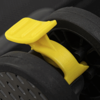 Rivacase 8481 Puhafedeles négykerekű bőrönd - Fekete