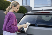 Kärcher WV 2 Plus P Ablaktisztító készülék - Fehér