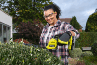 Ryobi RY18GSA-0 18V Akkumulátoros sövényvágó (Akku és töltő nélkül)