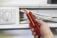 NWS 712 Univerzális kábelcsupaszító