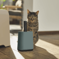 Rotho Biala macskaalom lapát tartóval és zacskóval - Zöld