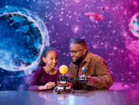 LEGO® Technic: 42179 - A Föld és a körülötte keringő Hold