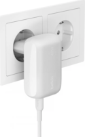 Belkin BoostCharge USB Type-C / USB Type-A Hálózati töltő - Fehér (42W)