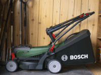 Bosch UniversalRotak 18V-37-550 Akkumulátoros Fűnyíró + 2x 4Ah + Töltő