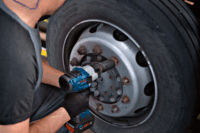 Bosch GDS 18V-1050 H Professional 18V Akkumulátoros ütvecsavarozó + 2x 8Ah Akku + Töltő