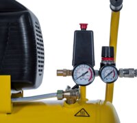 Stanley D210/8/24 Kompresszor