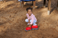 BIG Power Worker Mini Vonat + Vagon - Piros