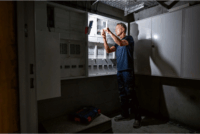 Bosch GLI 18V-800 18V Akkumulátoros Munkalámpa (Akku és töltő nélkül)