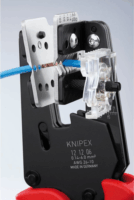 KNIPEX 12 12 06 Precíziós szigetelő lehúzó adaptált pengével