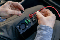 Newell NL3380 Autós inverter (12V / 500W)