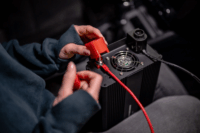 Newell NL3676 Autós inverter (12V / 1000W)