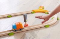 HABA 303843 - Kukásautó Fa autópálya kiegészítő jármű