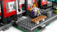 LEGO® City: 60423 - Városi villamos és megálló építőkészlet