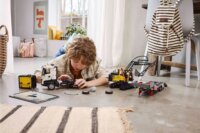 LEGO® Technic: 42175 - Volvo FMX teherautó és EC230 elektromos markoló