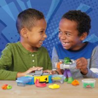Hasbro F98265L0 Play-Doh Marvel Hulk nyomkodó és taposó gyurma készlet