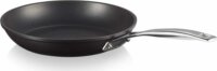 Le Creuset Tapadásmentes Alumínium Serpenyő 4,5x24cm - Fekete