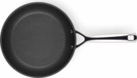 Le Creuset Tapadásmentes Alumínium Serpenyő 4,5x24cm - Fekete