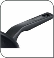 Tefal C38504 XL Force Serpenyő Titanium bevonattal 24cm - Fekete