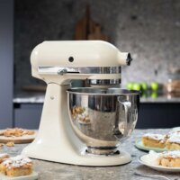 KitchenAid Artisan 5KSM185PSEAC Konyhai robotgép 4.8L - Krém