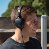 JLab Studio Pro Vezetékes Mikrofonos Headset - Fekete