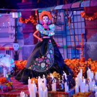 Mattel HRM72 Barbie Signature Día de Muertos 2024 Fodros fekete ruha gyűjtői baba