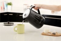 Russell Hobbs 27361-70/RH Eden Vízforraló 1.7L 2400 Watt - Fekete
