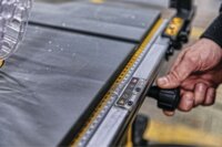 DeWalt DWE7492 Hordozható Asztali körfűrész 2000W