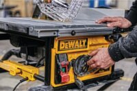 DeWalt DWE7492 Hordozható Asztali körfűrész 2000W