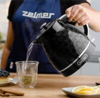 Zelmer ZCK7640 Vízforraló 1,7L 2200 Watt - Fekete
