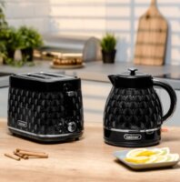 Zelmer ZCK7640 Vízforraló 1,7L 2200 Watt - Fekete