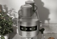 Electrolux E6EC1-6ST Explore 6 Espresso Kávéfőző - Inox