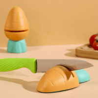 Bewello BW1029 Répa formájú Késélező 95 x 48 mm - Sárga / Zöld