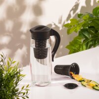 Iris C-00250 Karefe Oval Üveg kancsó gyümölcstartóval 1,6L - Fekete / elefántcsont