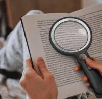 Logilink WZ0075 LED és UV Nagyító (5x/13x/20x) - Fekete