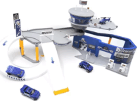 Rendőrségi központ többszintes parkolóval