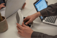 Master Lock 5900EURDWHT Számzáras Hordozható Széf - Fehér