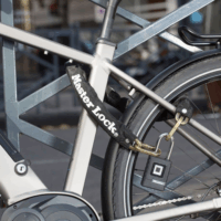 Master Lock 4901EURDLHCC Ujjlenyomat olvasós Biztonsági Lakat - Fekete