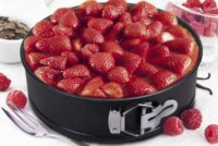 Berlinger Haus BH/1143 Kerek csatos tortaforma 28 cm - Fekete