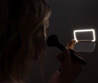 Concept KZ2010 LED Hordozható Kozmetikai Sminktükör 11,8 x 5,8 x 1,4 cm - Fehér