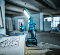 Makita DEBDML801 Akkus LED Munkalámpa 240 lumen (Akku és töltő nélkül)