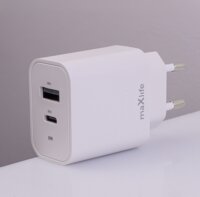 Maxlife MXTC-06 USB-C / USB-A Hálózati Töltő adapter 20W + 1m Lightning Kábel - Fehér