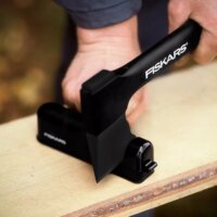 Fiskars 1026797 Solid Fejsze és Késélező 16 x 6 cm - Fekete