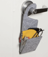 Kikkerland OR96 Ajtókilincsre tehető gyapjú tárolózseb - Szürke