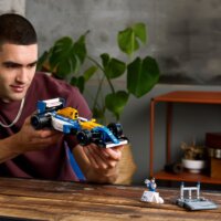 LEGO® Icons: 10353 - Williams Racing FW14B és Nigel Mansell