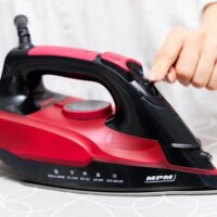 MPM MZE-27 Gőzölős vasaló 2400W - Piros / Fekete